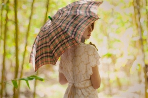 身后空无一人只能靠自己的说说(必备21句)