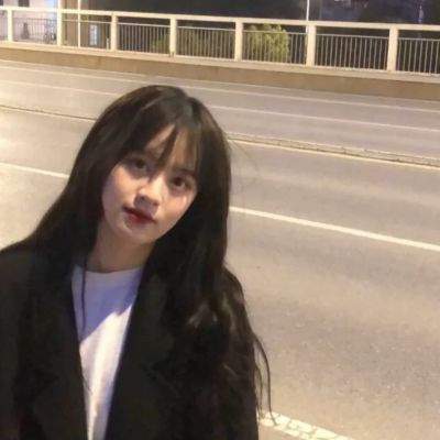 女生头像ins个性酷酷的图片(精选10张)