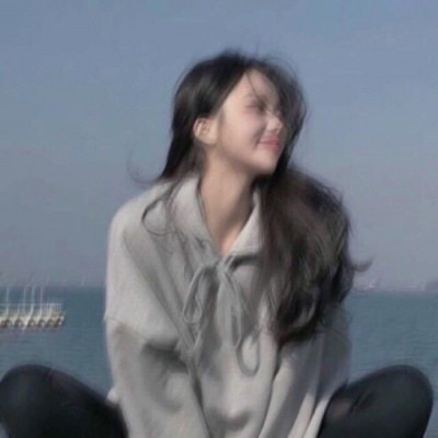 高糊但是却超级好看的女生头像(32张)