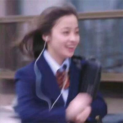 高糊但是却超级好看的女生头像(32张)