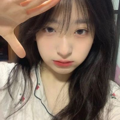 高糊但是却超级好看的女生头像(32张)