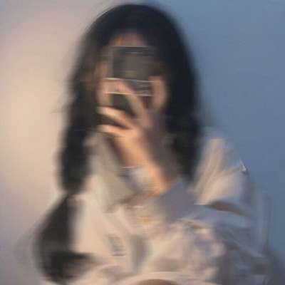 高糊但是却超级好看的女生头像(32张)