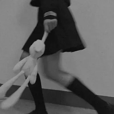 个性qq女生黑白头像(20张)