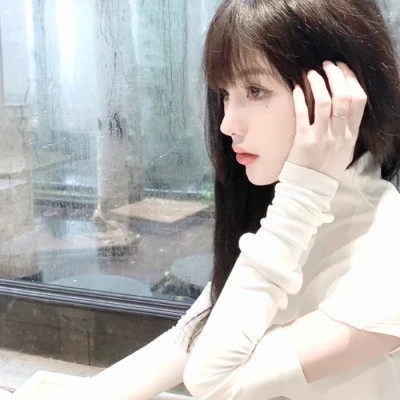 2023热门爆款好看的女生头像(共46张)