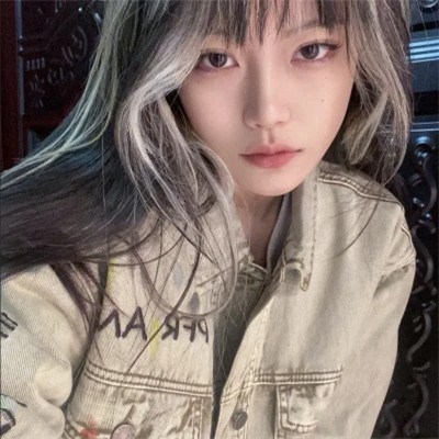 2023热门爆款好看的女生头像(共46张)