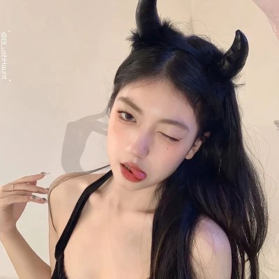 2023热门爆款好看的女生头像(共46张)