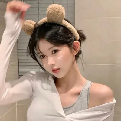 2023最火爆微信女生头像图片(共34张)