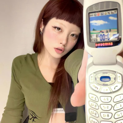 2023最火爆微信女生头像图片(共34张)