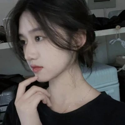 2023最火爆微信女生头像图片(共34张)