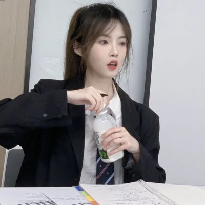 女生好看唯美温柔的头像(共32张)