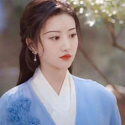女生好看唯美温柔的头像(共32张)