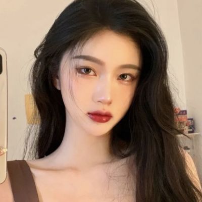 女生好看唯美温柔的头像(共32张)
