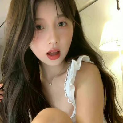 高清好看的唯美女生长发图片头像(精选38张)