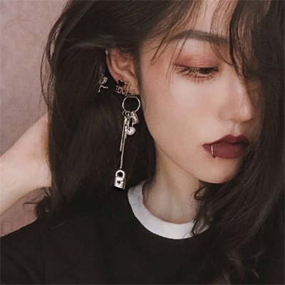 霸气又伤感的女生个性头像大全(44张)