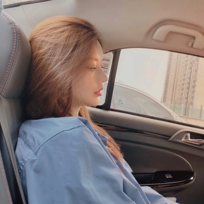 简约高清又很高级的女头大全(优选26张)