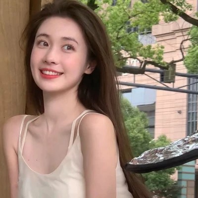 2023年好看的女生网络热门头像(48张)