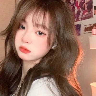 2023年好看的女生网络热门头像(48张)