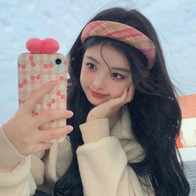 2023年好看的女生网络热门头像(48张)