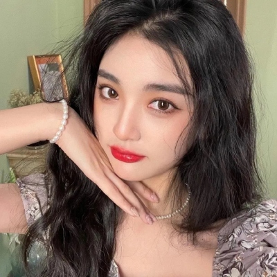 清新自然美女头像图片(44张)