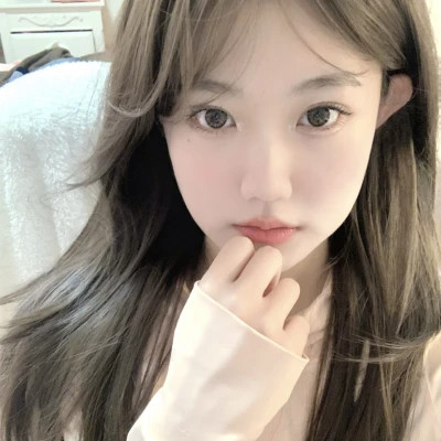 2023清新甜美的qq女生头像(共36张)