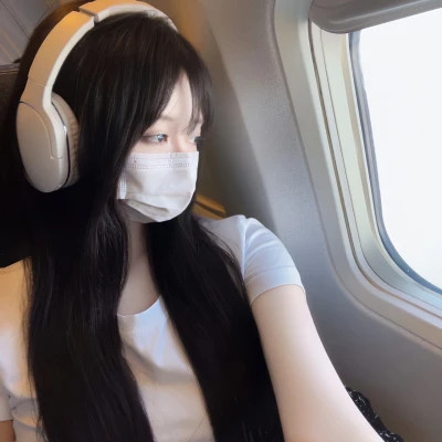 2023清新甜美的qq女生头像(共36张)