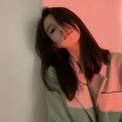 女生2023最火头像(共38张)