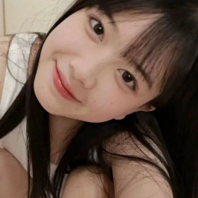 纯欲女生微信头像(精选50张)