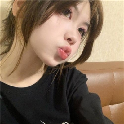 纯欲女生微信头像(精选50张)