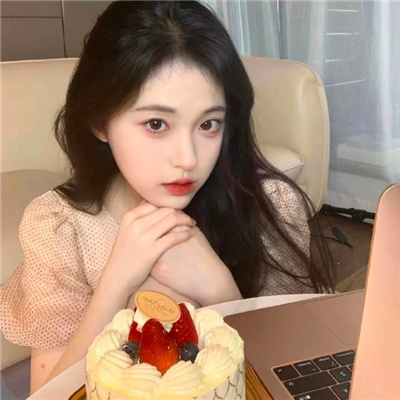 纯欲女生微信头像(精选50张)