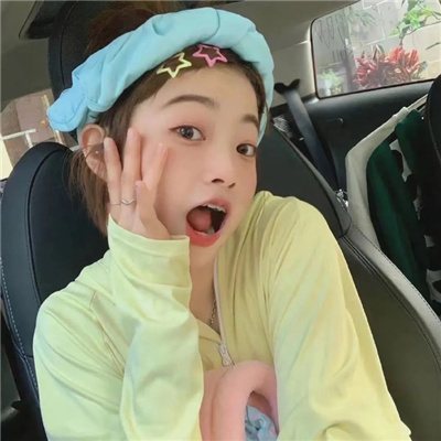 纯欲女生微信头像(精选50张)