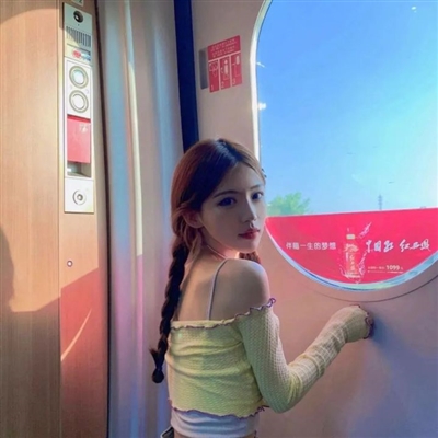 纯欲女生微信头像(精选50张)