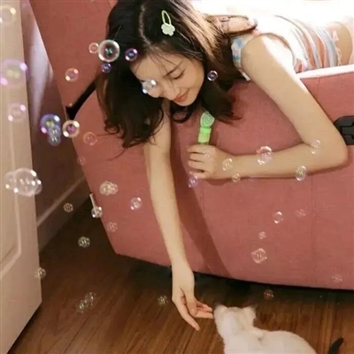 纯欲女生微信头像(精选50张)