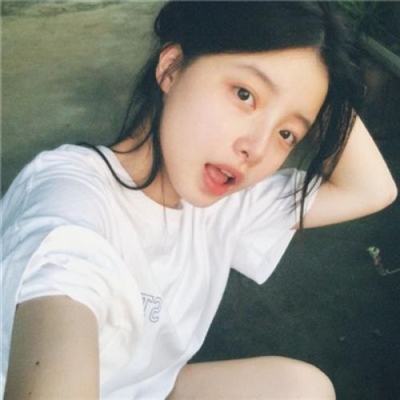 纯欲女生微信头像(精选50张)