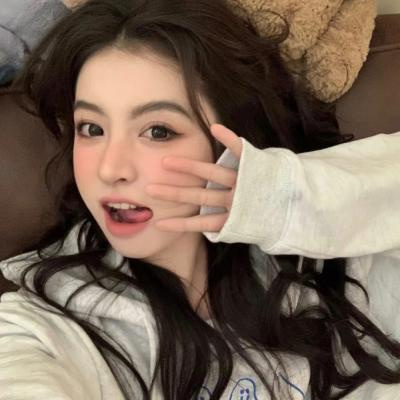 纯欲女生微信头像(精选50张)