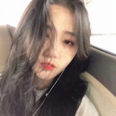 真人照片女生素颜头像(18张)