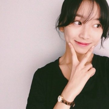 真人照片女生素颜头像(18张)