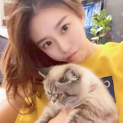 真人照片女生素颜头像(18张)