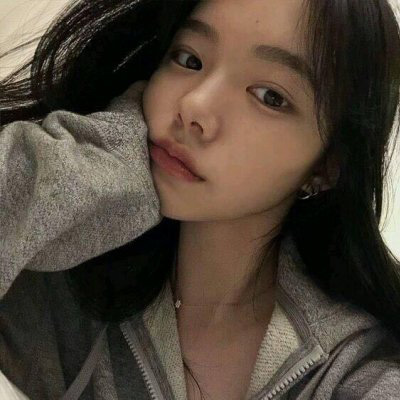 真人照片女生素颜头像(18张)