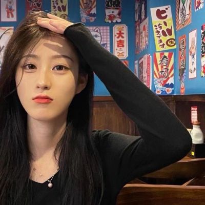 时尚好看的美女头像图片(精选32张)