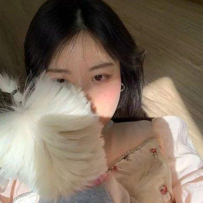 好看的大眼睛女生qq个性头像(共12张)