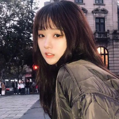 最潮最火2023韩系女生可爱头像(42张)