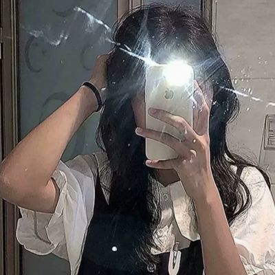 最潮最火2023韩系女生可爱头像(42张)