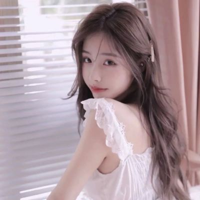 温柔漂亮干净的真人女生头像(优选48张)