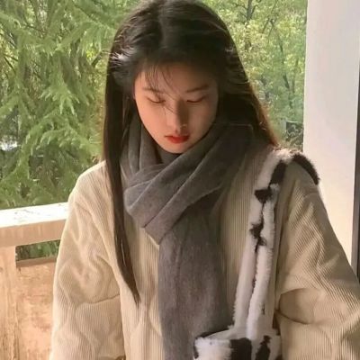 温柔干净且惊艳的头像女真人(优选50张)
