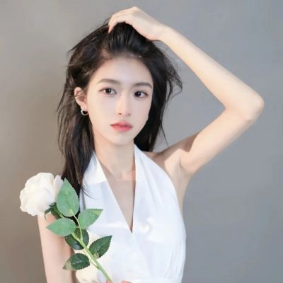 温柔干净且惊艳的头像女真人(优选50张)