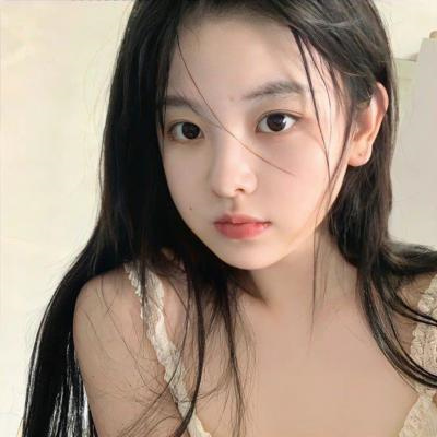 温柔干净且惊艳的头像女真人(优选50张)