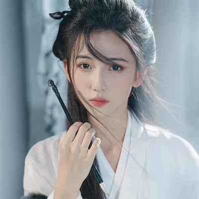 2023最好看的女生微信头像(24张)