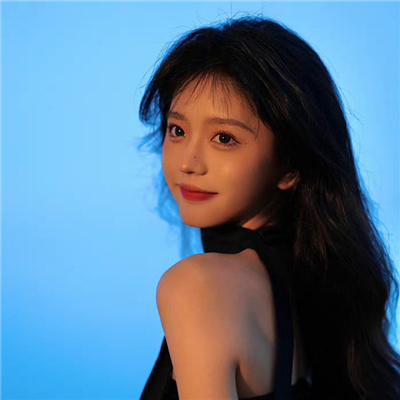 2023最好看的女生微信头像(24张)