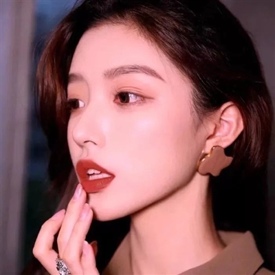高清好看的港味复古女头图片(优选31张)