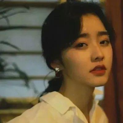 高清好看的港味复古女头图片(优选31张)
